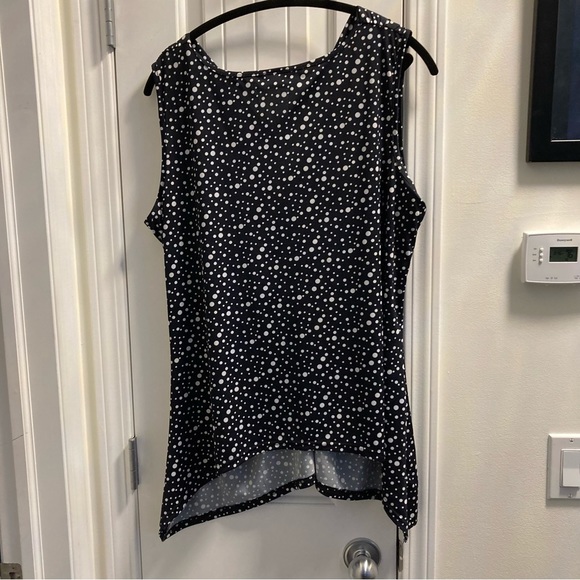 Mandee Size 2X Black Polka Dot Top - Picture 2 of 6